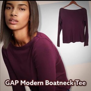 Womens plum GAP essential long sleeve tee NWOT